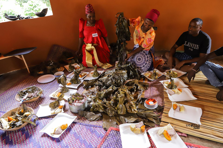 From Kampala: Mukono Traditional Village Tour with Lunch