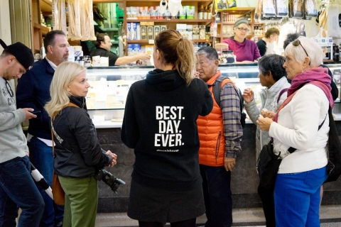 Wycieczka po kulturze kulinarnej na rynkach wielokulturowych w Melbourne