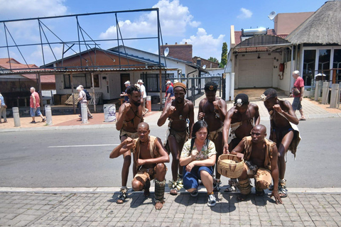 Johannesburg: Soweto and City Tour with Mandela House