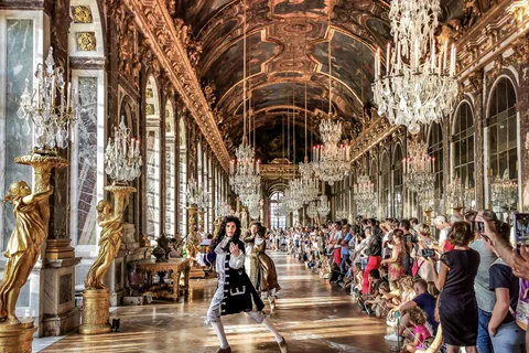 Ganztagestour Giverny & Versailles mit dem Komfortwagen