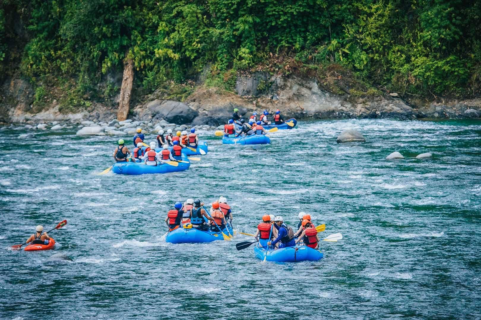 Manuel Antonio: Wildwasser-Rafting auf dem Savegre River mit Dschungel und Mittagessen