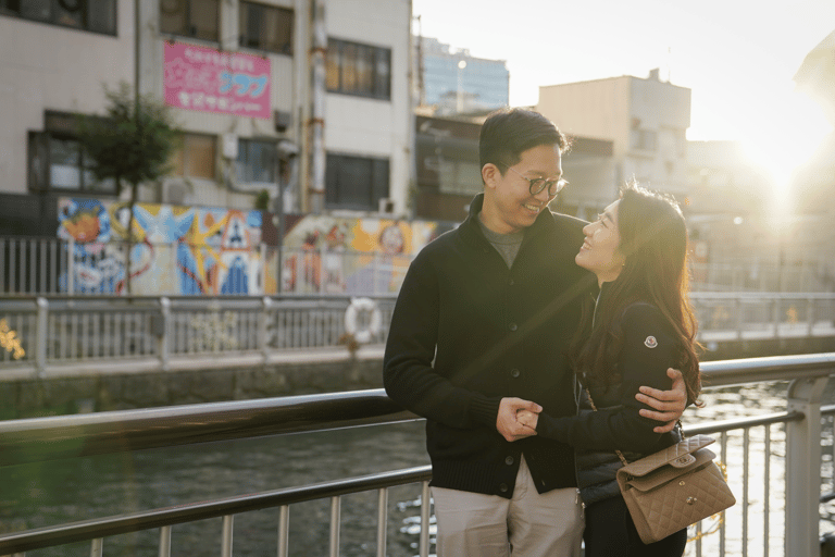 Visite de la ville d'Osaka pour une séance de photos