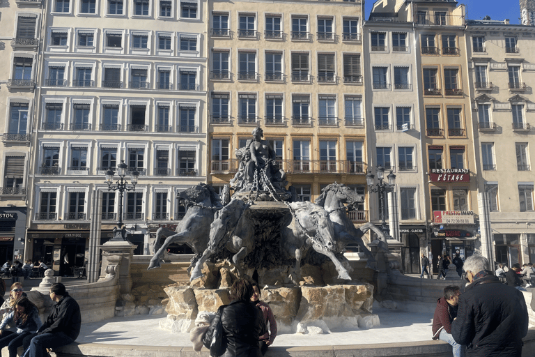Lyon sightseeing tour: what you need to know – history, traboules and secrets