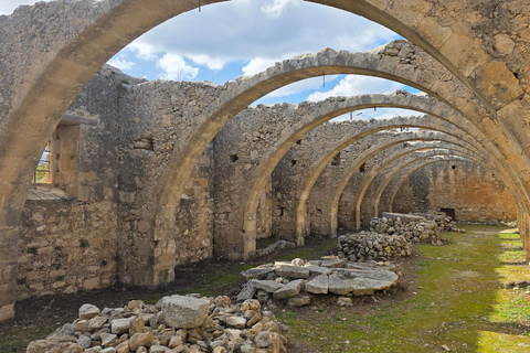 Chania: Private Wine & Olive Oil Tasting with Village Tour