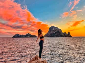 Ibiza: Secret Spots Island Tour by Land Rover Defender