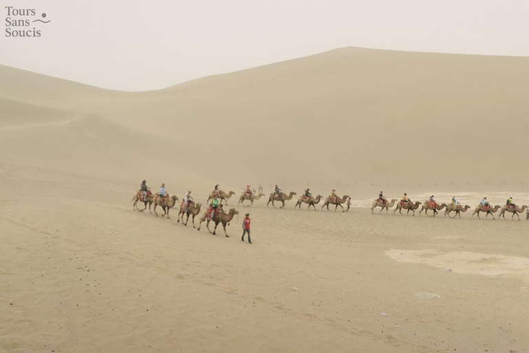 Djerba: Ksar Ghilane e barco pirata – 2 dias de aventura e descobertaDjerba: Ksar Ghilane e Barco Pirata – 2 dias de aventura e descoberta