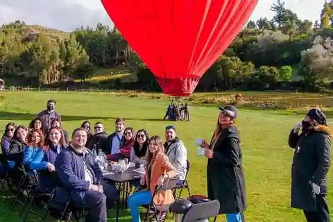 Cusco : Vol en montgolfière avec petit-déjeuner et champagne