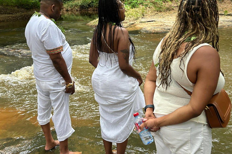 Parco fluviale degli schiavi ancestrali di Assin Manso e castelli capecoast