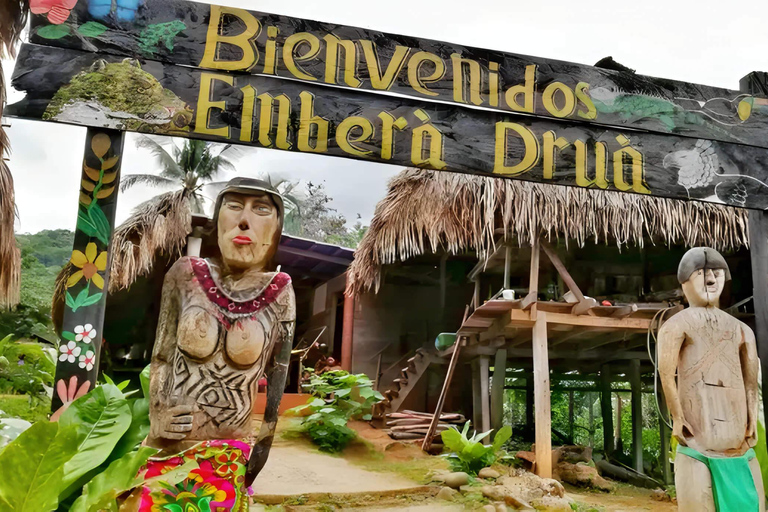 Panama City: Embera Village &amp; Waterfall Rainforest TourNo Hotel Pickup