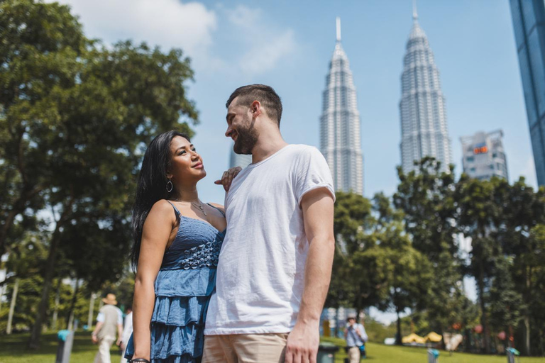 Kuala Lumpur: Petronas Twin Towers & KLCC Park Photoshoot Proposal: 50 photos | 60 mins