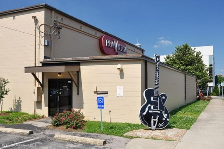 Nashville : Best Street Food Tour With A Local GuideNashville : 3 Hours Small Group Food Tasting Walking Tour