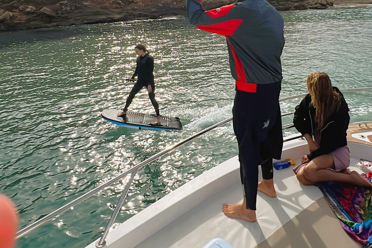 Palma de Mallorca: Private Sunrise Boat Tour & Watersports Sunrise experience + Long stop with water toys.