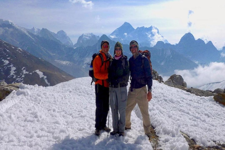 Népal : Trek du Gokyo Ri, région de l&#039;Everest, 11 jours.Népal : Trek au Gokyo Ri avec tous les services inclus.