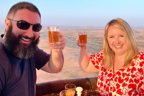 Marrakech: Voo de balão, café da manhã berbere e passeio de camelo