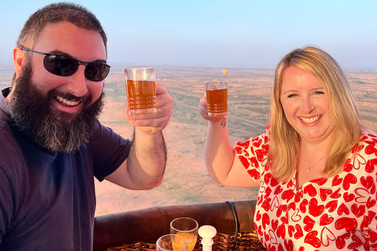 Marrakech: Voo de balão, café da manhã berbere e passeio de camelo