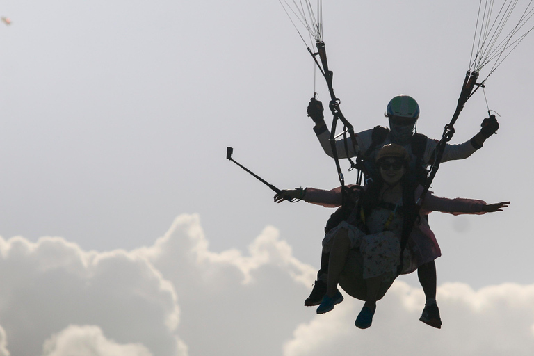 Bali: Nusa Dua Tandem Paragliding with Certified Pilot Tandem Paragliding For Indonesia Nationality/KITAS Holders