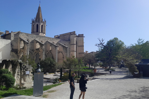 Avignon: walking tour of the most see-sights and hidden gems