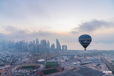 Doha: Sunrise Hot Air Balloon Flight