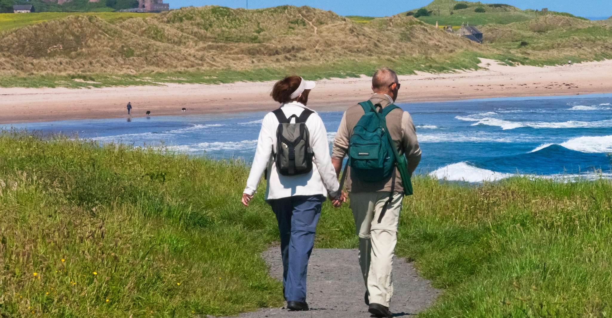 Edinburgh: Bamburgh Castle, Northumberland and Alnwick Trip photo 1
