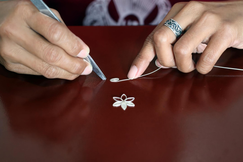 Yogyakarta : Atelier de fabrication traditionnelle de bijoux en argent