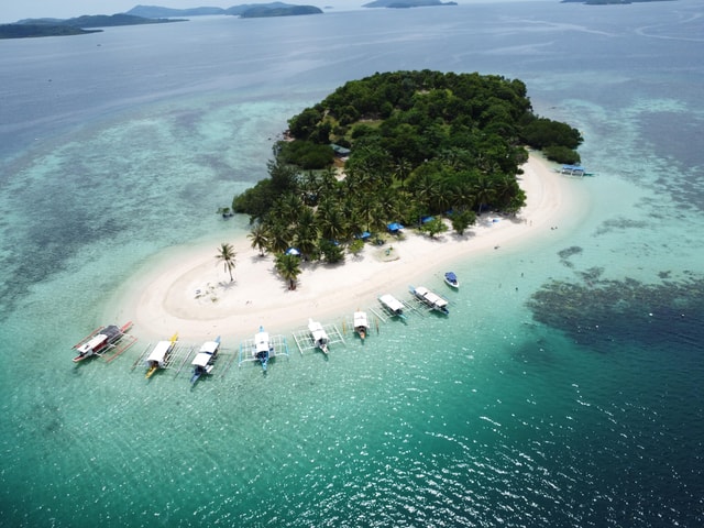 CORON:REEF AND WRECK - 2 JAPANESE WRECK AND PASS ISLAND TOUR