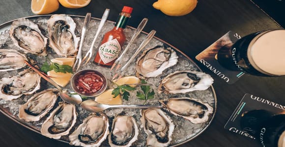 Dublin: Guinness & Oysters Tasting at The Temple Bar Pub
