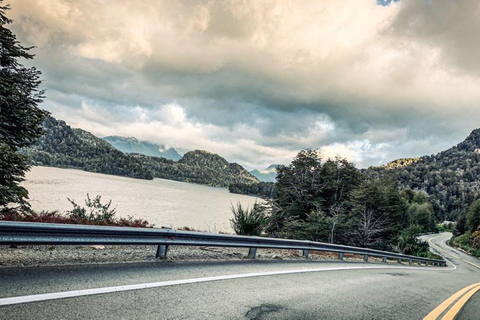 Bariloche: San Martin de los Andes along Route of 7 Lakes Guide in Spanish and Portuguese