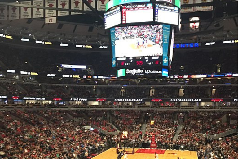 Chicago: Chicago Bulls Basketball Game Ticket Lower Baseline