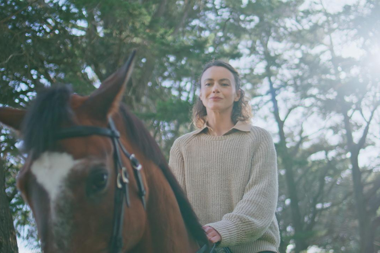 Perth, Jarrahdale: Private Horseback Ride and Picnic Perth, Jarrahdale: 1h Private Horseback Ride
