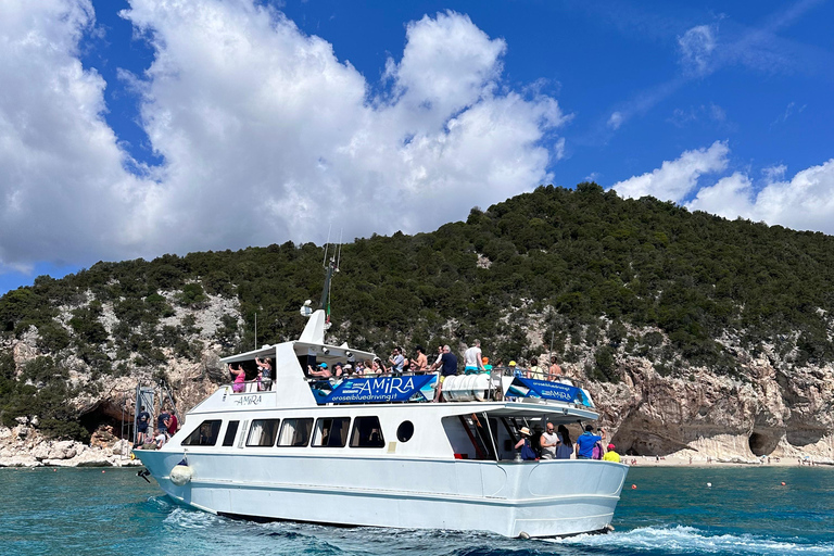 Orosei: Boat tour to discover the most beautiful beaches of the Gulf