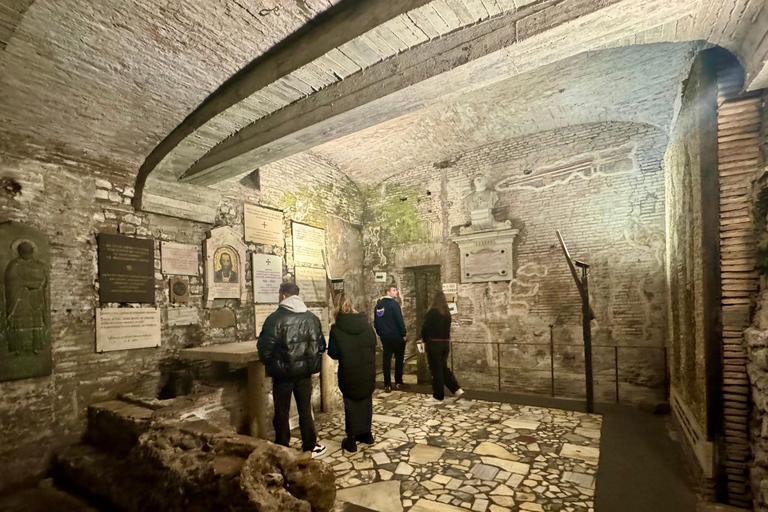 Rome's Hidden Underground Excavations & Colosseum Tour