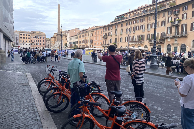 Roma: tour guiado en bici o bici eléctrica con guía localOpción de bicicleta