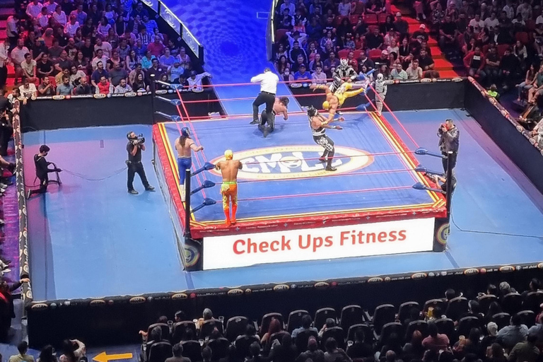 CDMX : visite guidée sur le thème de la lutte libre, du mezcal, de la tequila et spectacle en directVisite de l'Arena México (disponible les mardis, vendredis et dimanches)