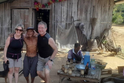 Chiang Rai Trek: 4 Hilltribes Villages & Waterfall Only Walk