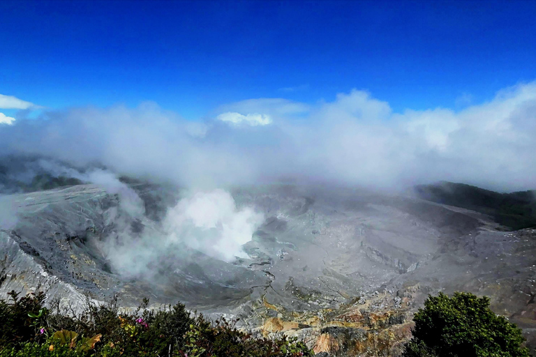 San José: Private Poás Volcano & La Paz Waterfall Experience