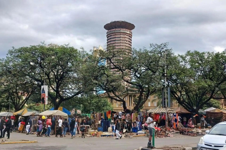 Nairobi: Walking Tour With Cultural Shopping