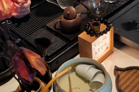 Shanghai: Discover the Art of Chinese Tea Culture