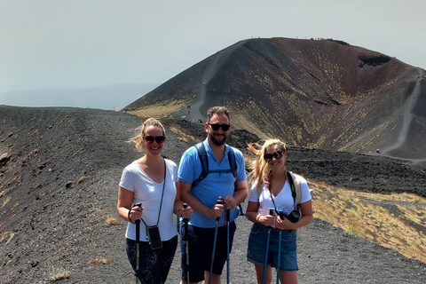 Etna day trip from Siracusa. Trek, wine and food included