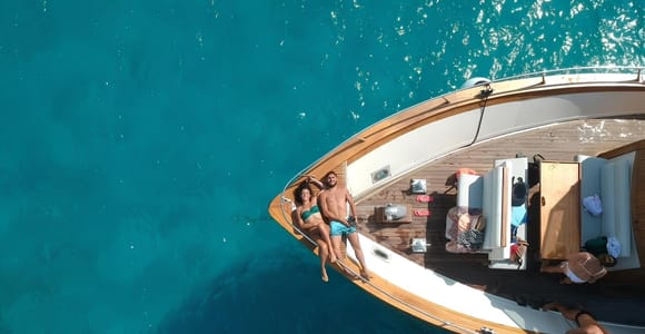 Forio: Ischia Island Boat Tour with Local Lunch and Swimming