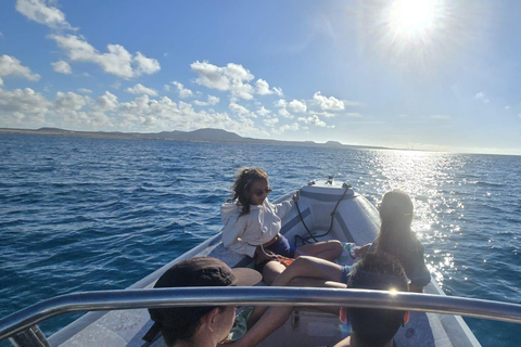 Isola di Lobos: Tour guidato alla ricerca delle tartarughe e snorkeling