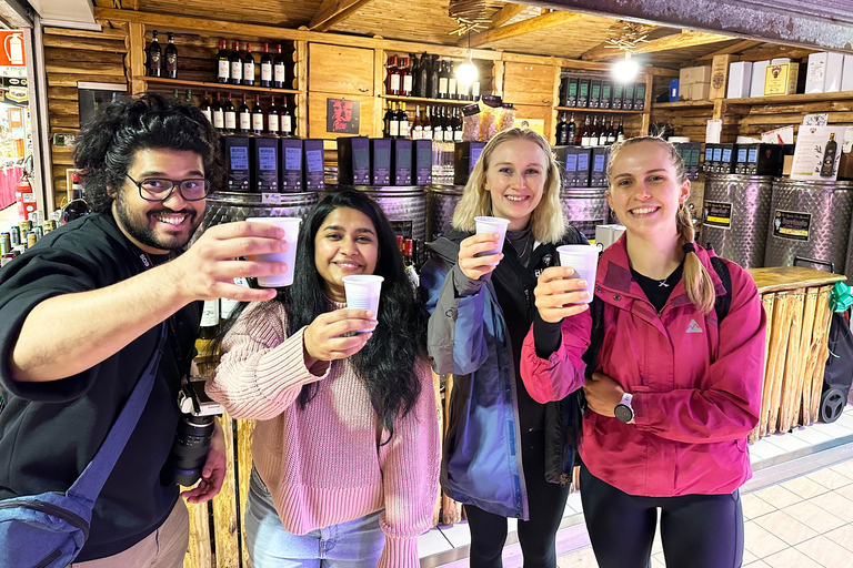 Marseille: Street Food Tour & Guided Sightseeing Walk