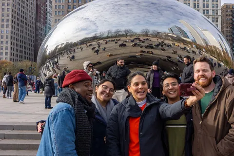 Chicago: Downtown Loop & Millennium Park 2 Hour Walking Tour