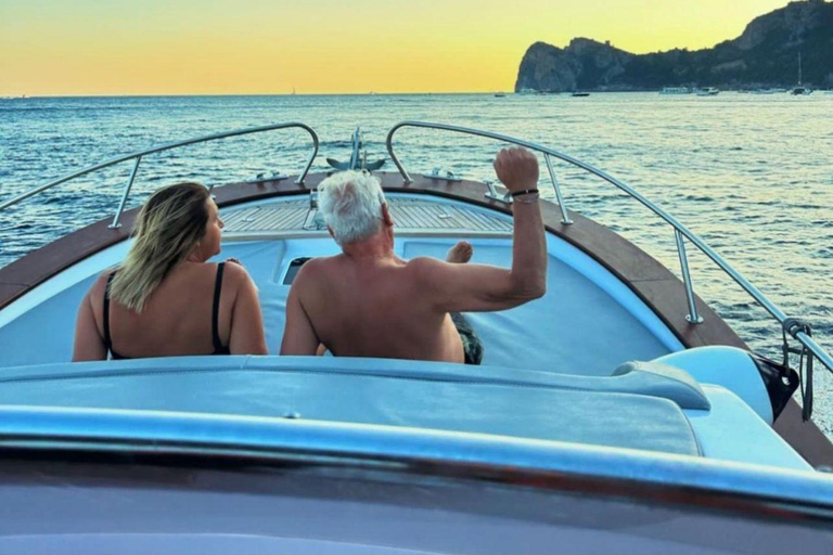 From Positano: Sunset Boat Tour in Amalfi Coast Small Group