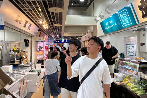 Tóquio: Excursão gastronómica e a pé pelo mercado de peixe de Tsukiji