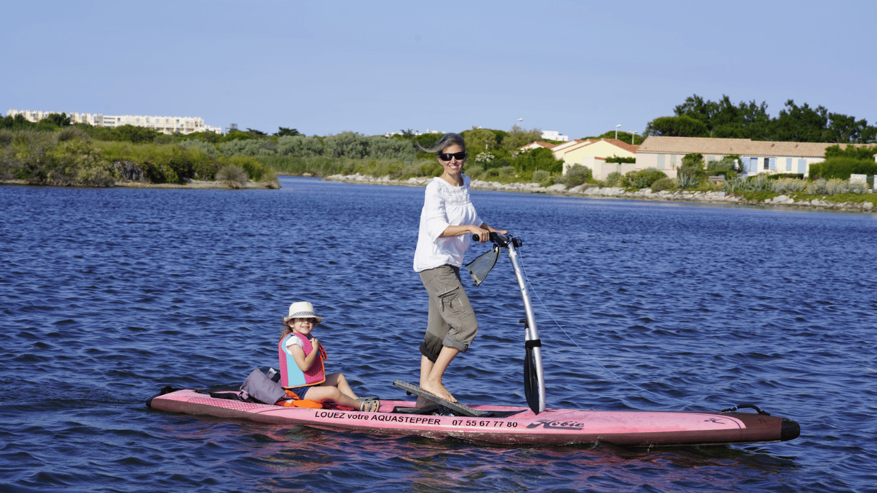 Gruissan: Vermietung von Aquasteppern (eine Mischung aus Paddleboard und Stepper)