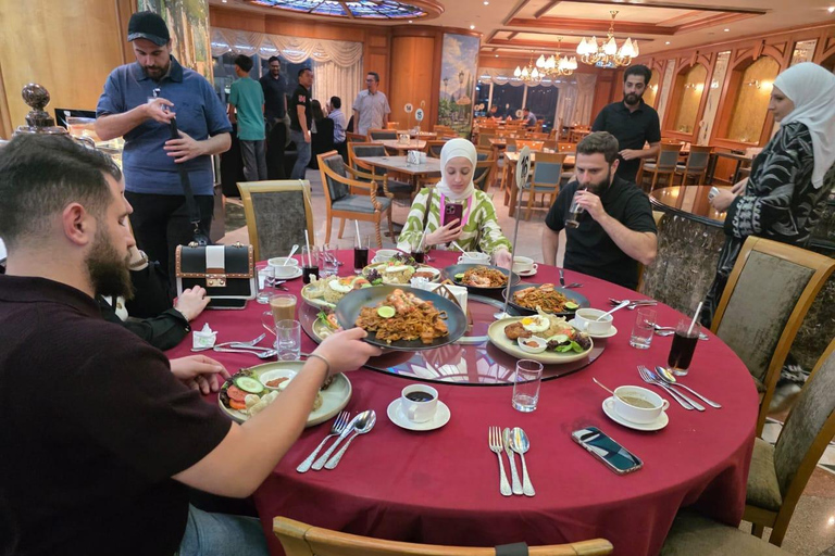 Petronas Twin Tower Skybridge View & Dining Experience WESTERN CUISINE DINNER 7PM