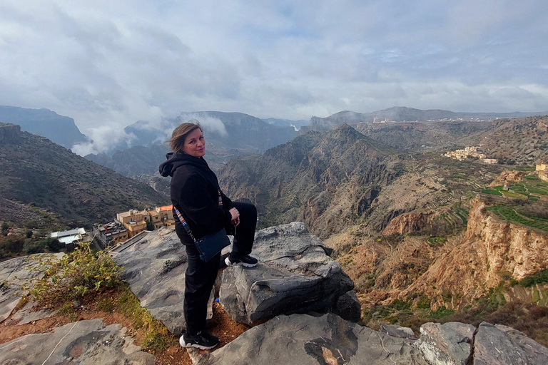 From Muscat: Nizwa & Jebel Akhdar Wonders Adventure Day Trip Nizwa, Birkat Al Mouz & Jebel Akhdar Sunset Experience