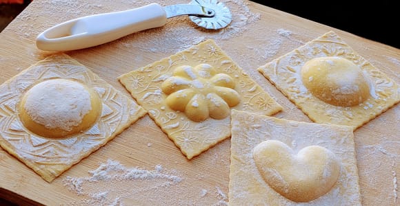 Rome: Rooftop Ravioli and Tiramisu Cooking Class with Wine