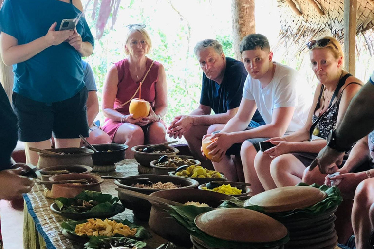 Kandy: Dambulla, Sigiriya, and Village Safari Day Tour