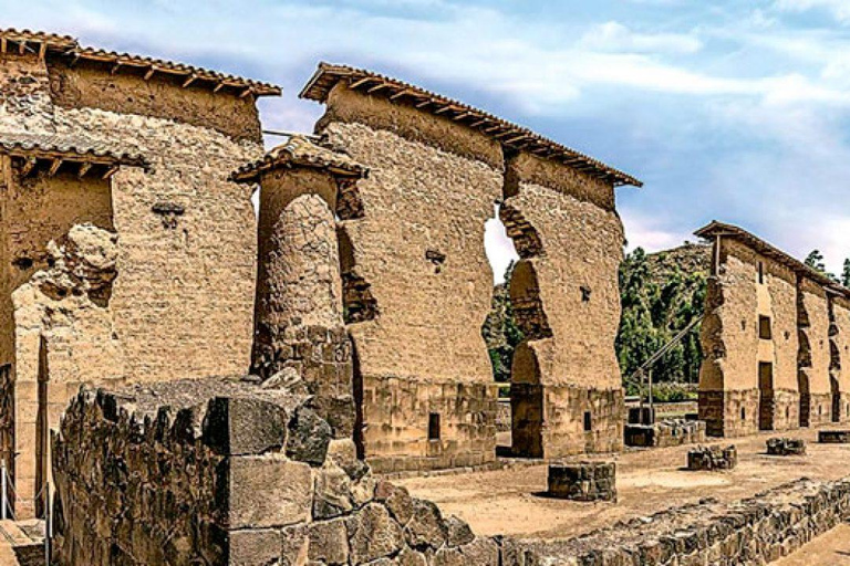 طريق الشمس: مغامرة ثنائية الأبعاد في جزيرة أمانتاني من كوزكو